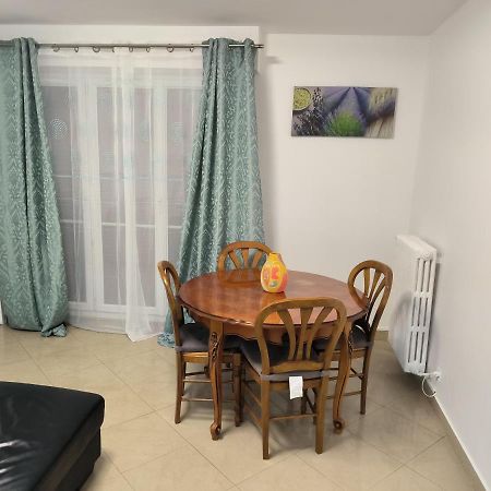 Appartement Cosy Les Pavillons-sous-Bois Luaran gambar