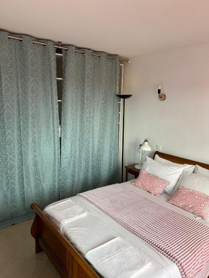 Appartement Cosy Les Pavillons-sous-Bois Luaran gambar