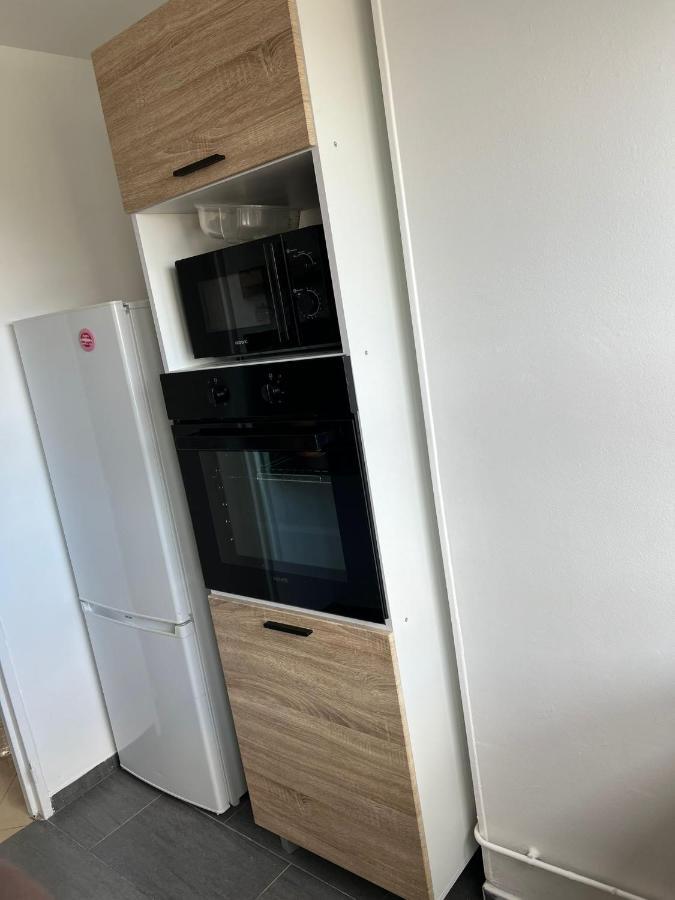 Appartement Cosy Les Pavillons-sous-Bois Luaran gambar